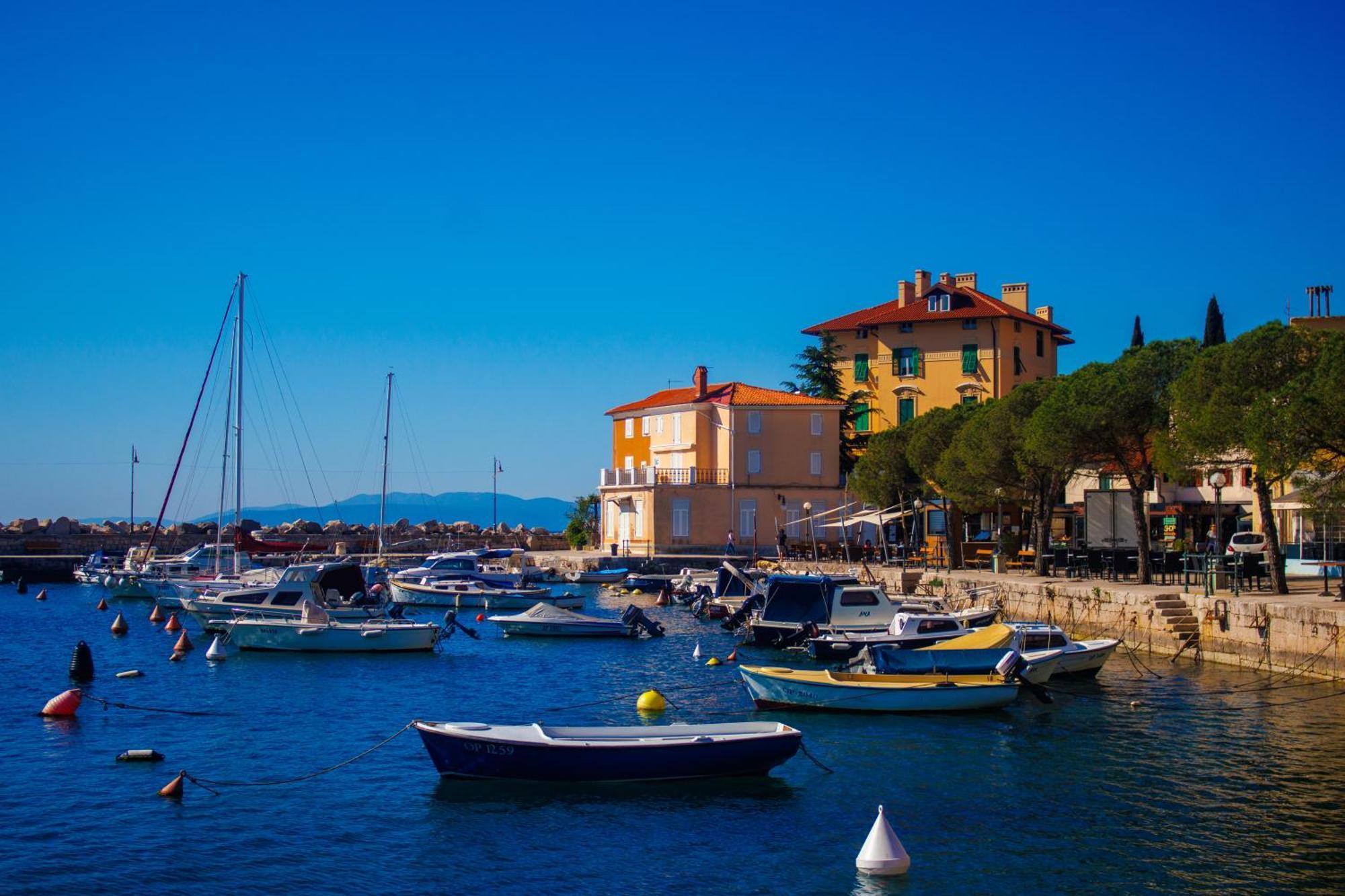 Villa Volos , Free Private Parking Opatija Zewnętrze zdjęcie